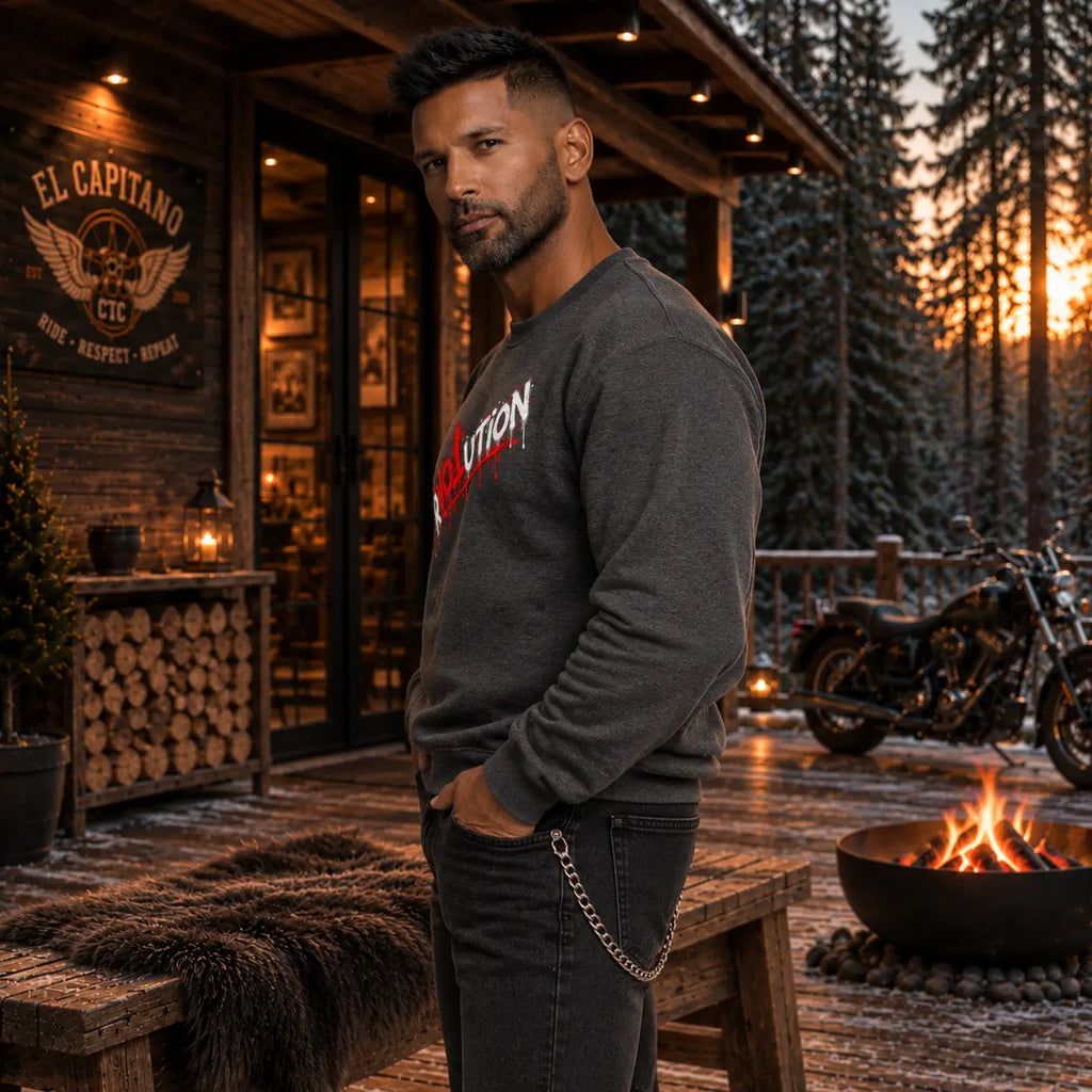 REVOLUTION Sweater – Caballeros